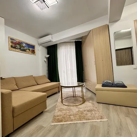 The Velvet Βουκουρέστι